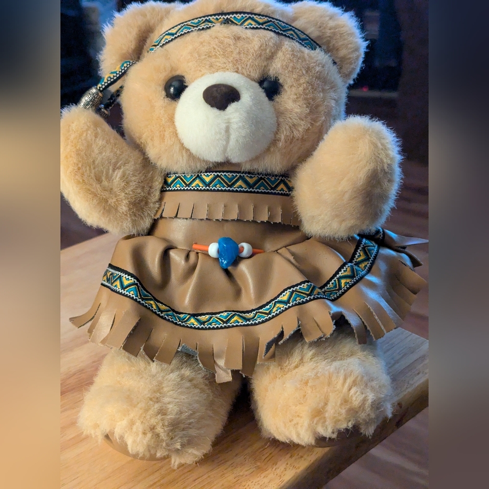 9" POCAHONTAS SPECIAL ED. 400th ANNIVERSARY PLUSH STUFFED TEDDY BEAR